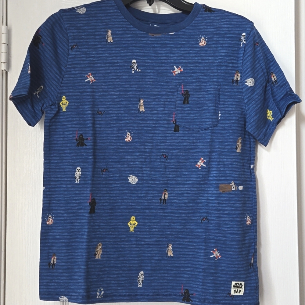 Star wars GAP boys tshirt with pocket and star wars characters - size XXL boys
